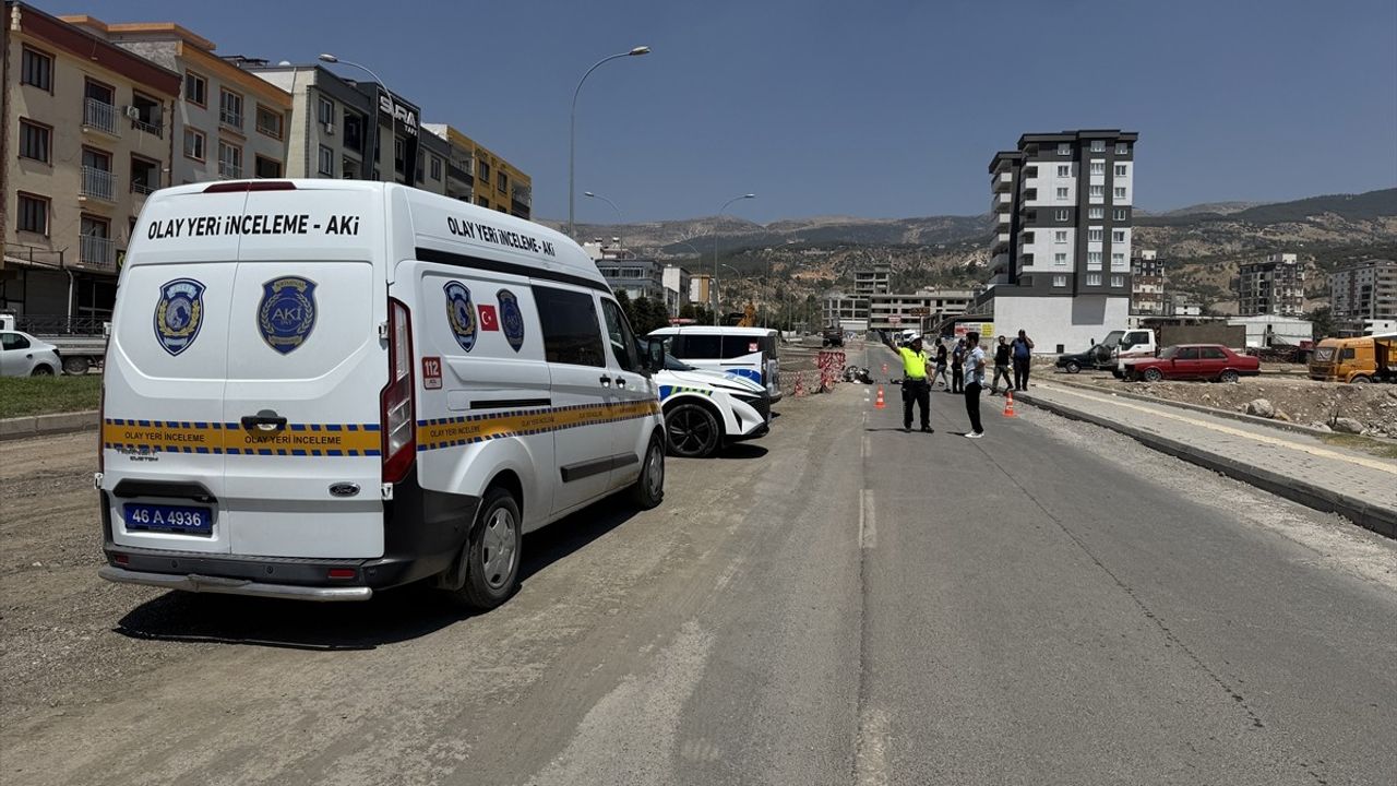 Kahramanmaraş'ta İş Makinesi Geçen Motosiklet Sürücüsü Hayatını Kaybetti