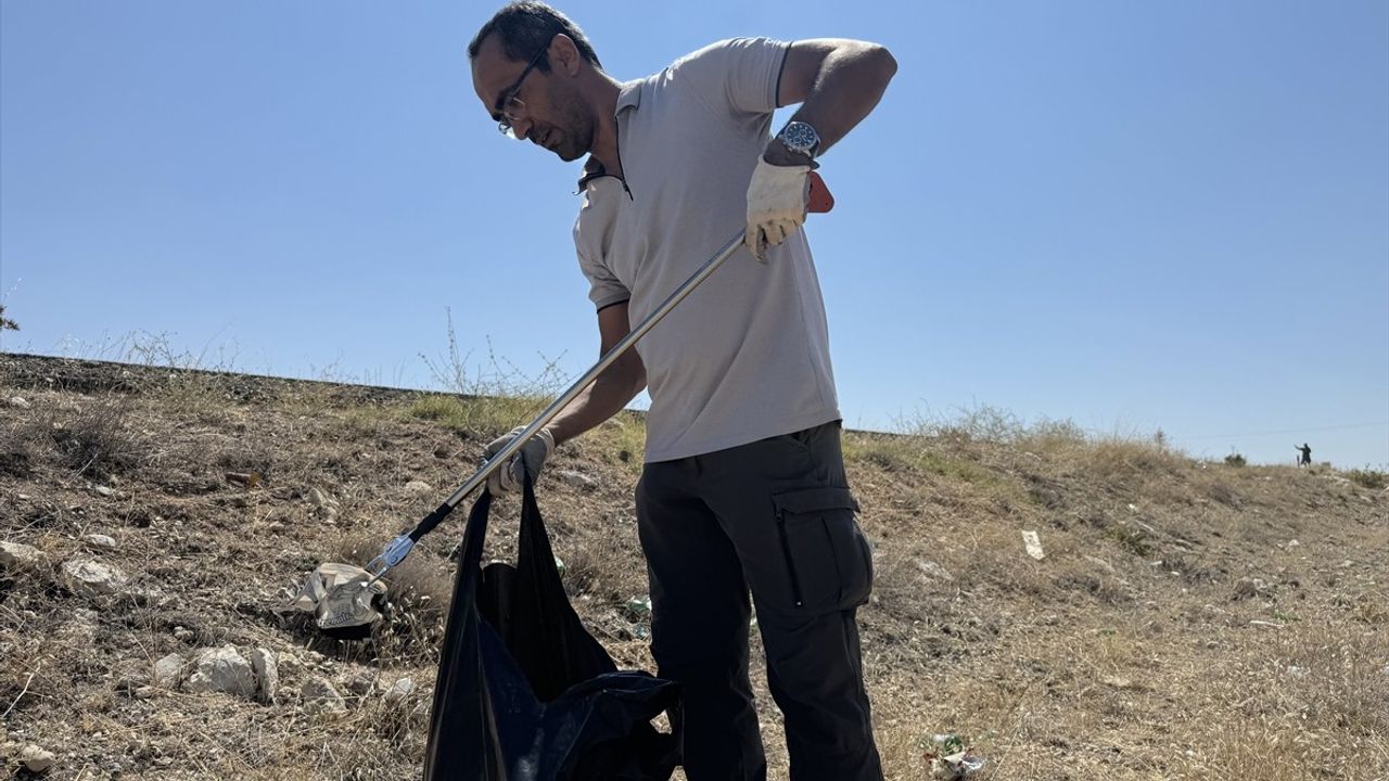 Karaman'da Akademisyenden Temiz Çevre İçin Farkındalık Çalışması