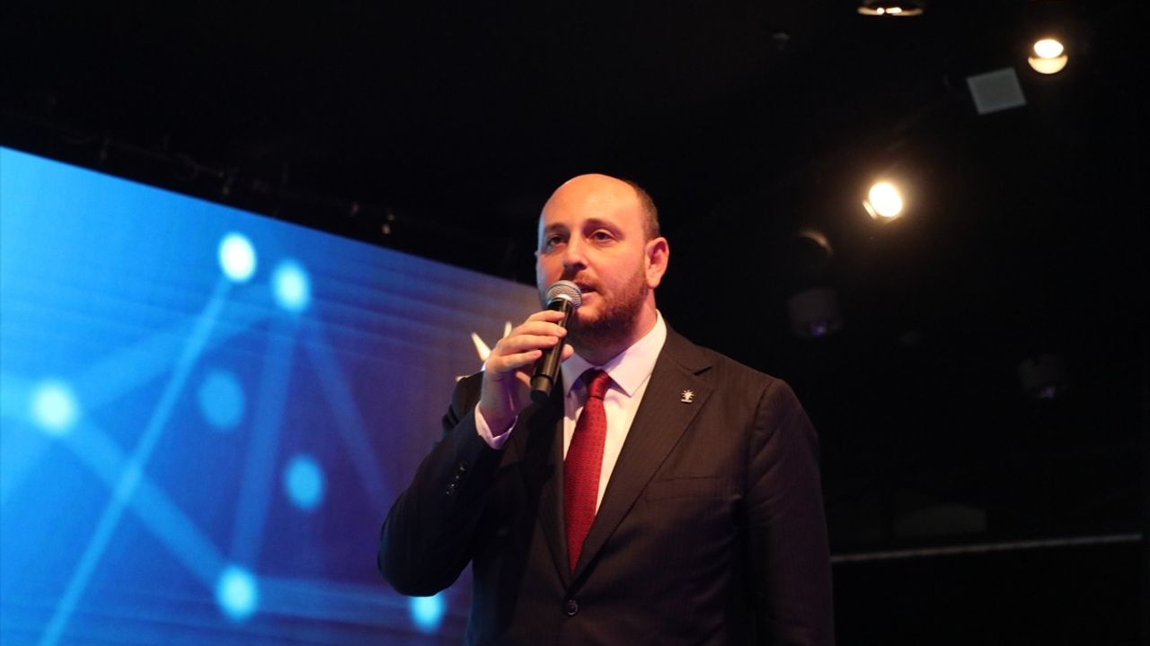 Kayseri'de AK Parti Genişletilmiş İl Danışma Meclisi'nde 'Terörsüz Türkiye' vurgusu