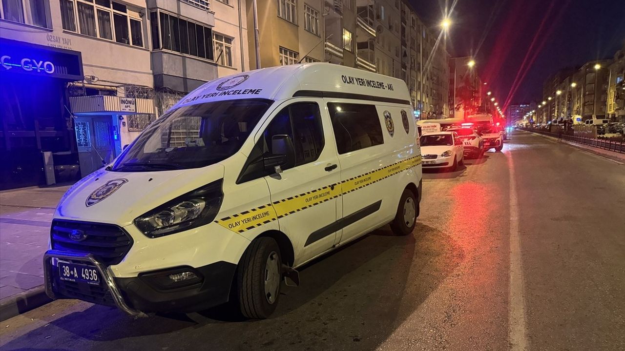 Kayseri'de Eşini Vuran Kişi İntihar Etti