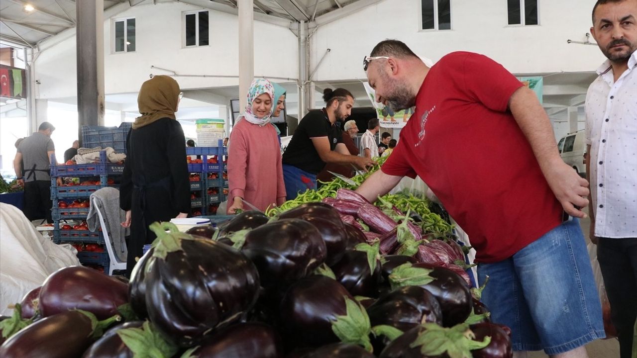 Kayseri'de 'Yüzde 100 Ekolojik Pazar' 13. kez açıldı — 30 sertifikalı üretici Erciyesevler'de