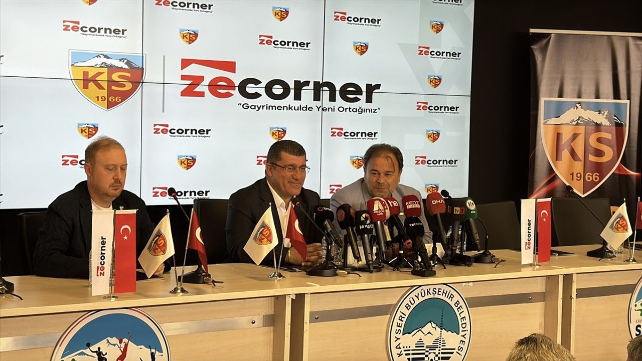Kayserispor'un yeni isim sponsoru Zecorner oldu
