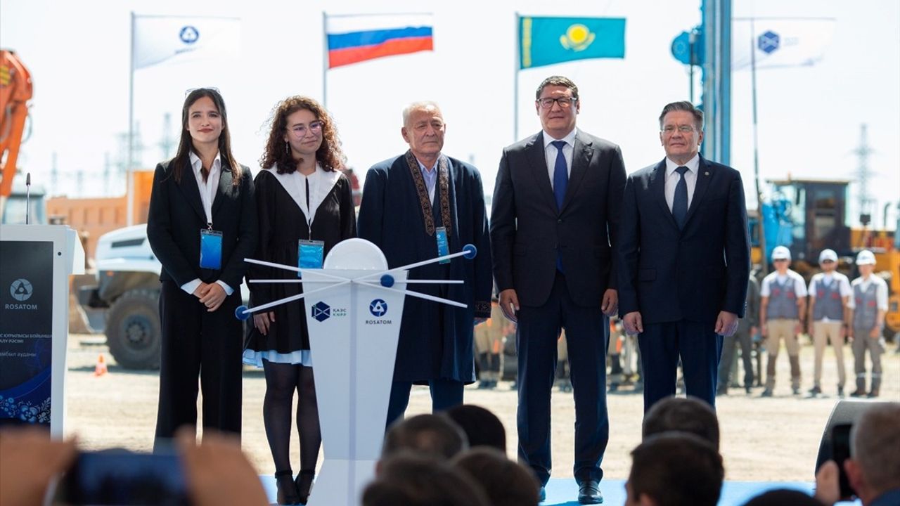 Kazakistan'ın İlk Nükleer Enerji Santrali İnşasına Resmi Başlangıç