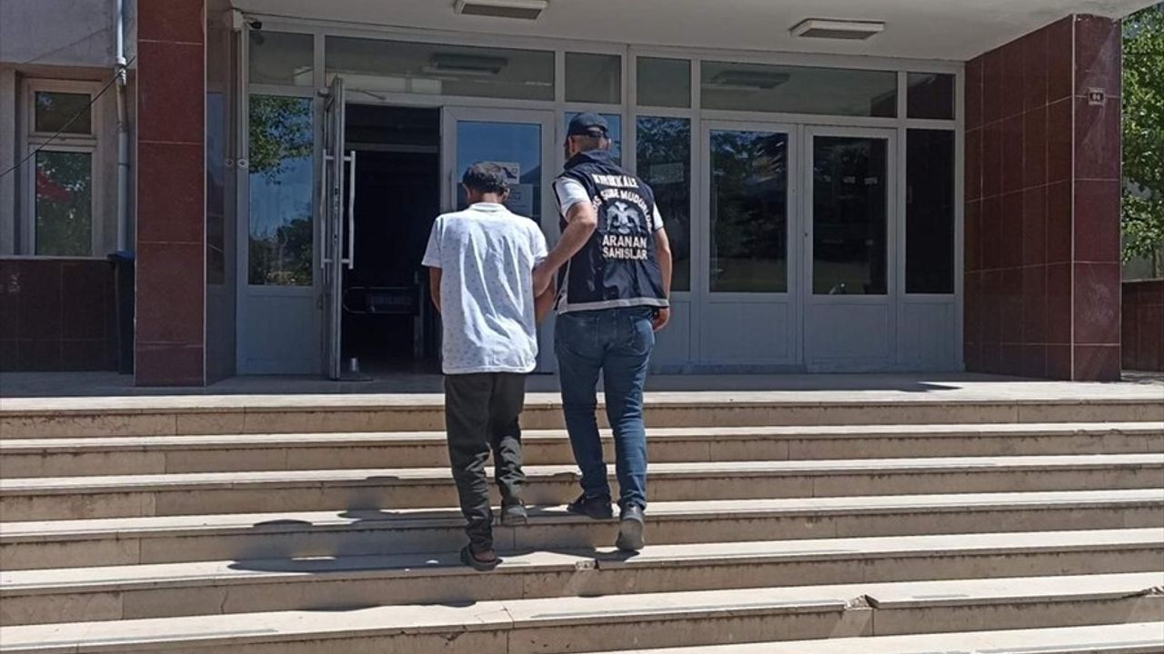 Kırıkkale'de 26 yıl 7 ay 15 gün cezası kesinleşen cezaevi firarisi yakalandı