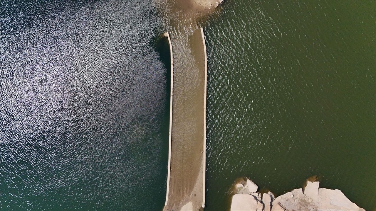 Kırklareli Barajında Su Düşüşü: Çağlayan Köprüsü Yeniden Gün Yüzüne Çıktı