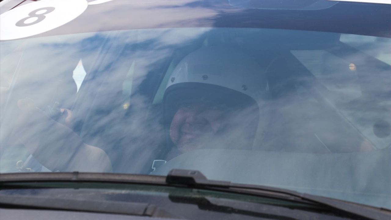 Kocaeli'de 'Engelsiz Ralli' ile 12-18 yaş arası engelli çocuklar pist deneyimi yaşadı