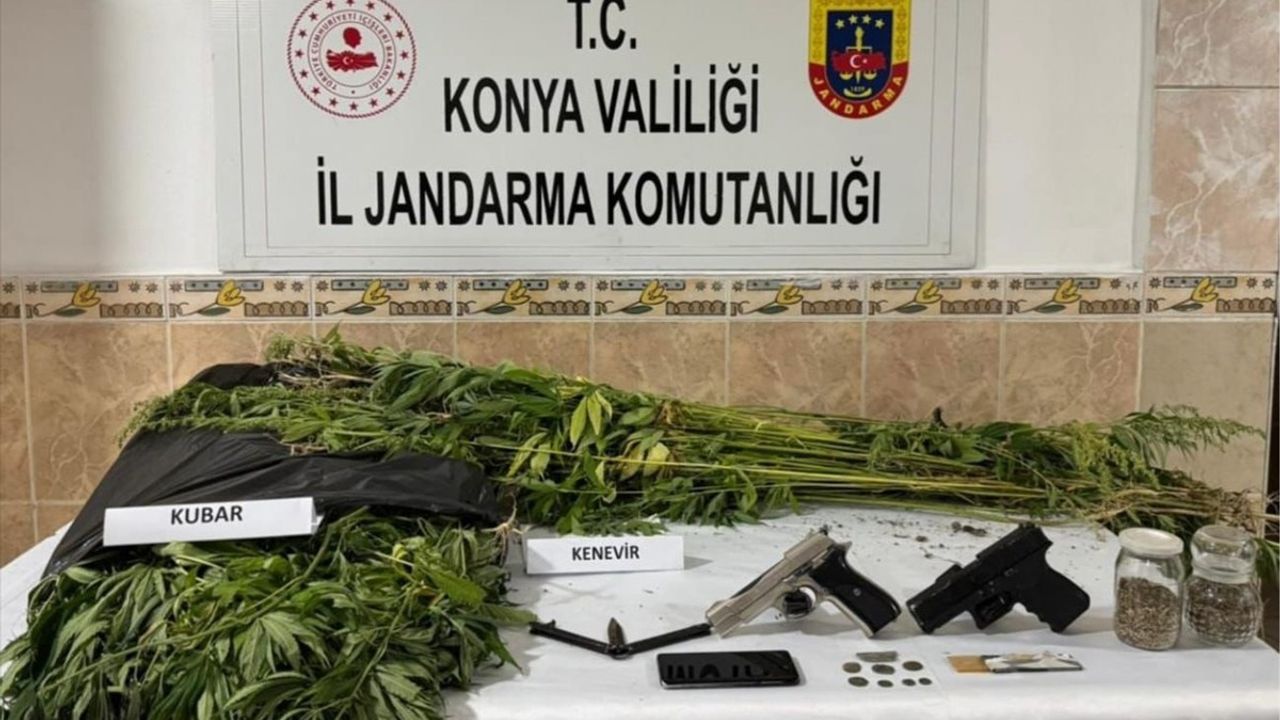 Konya Akşehir'de tarihi eser ve uyuşturucu operasyonu: 3 şüpheli tutuklandı