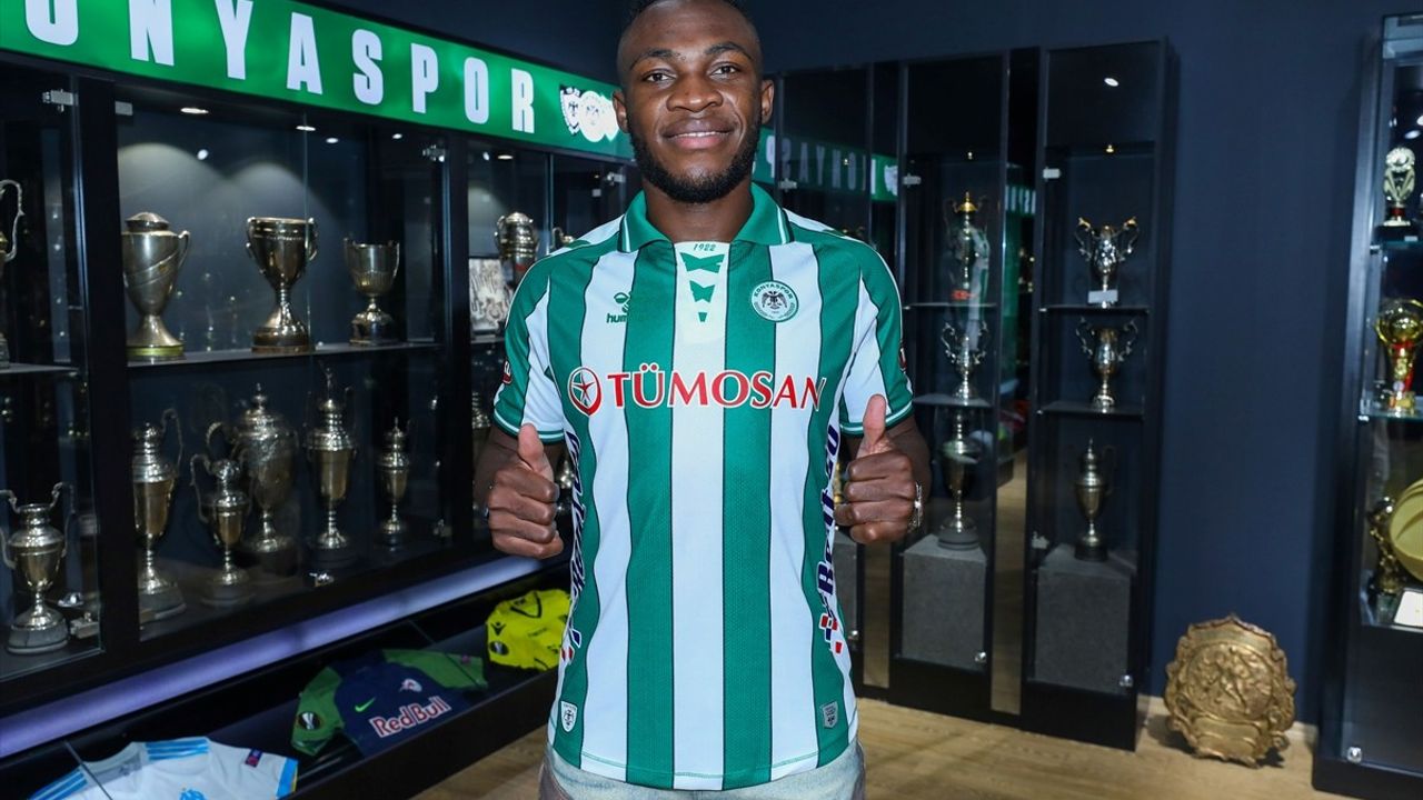 Konyaspor, Jackson Muleka ile 2 yıllık sözleşme imzaladı