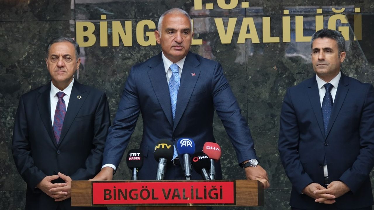 Kültür ve Turizm Bakanı Ersoy, Bingöl'de Sanat ve Turizm Vizyonunu Paylaştı