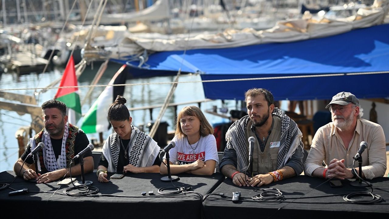 Küresel Sumud Filosu Barselona'dan Gazze'ye: 44 Ülkenin Desteğiyle İnsani Yardım ve Dayanışma Misyonu