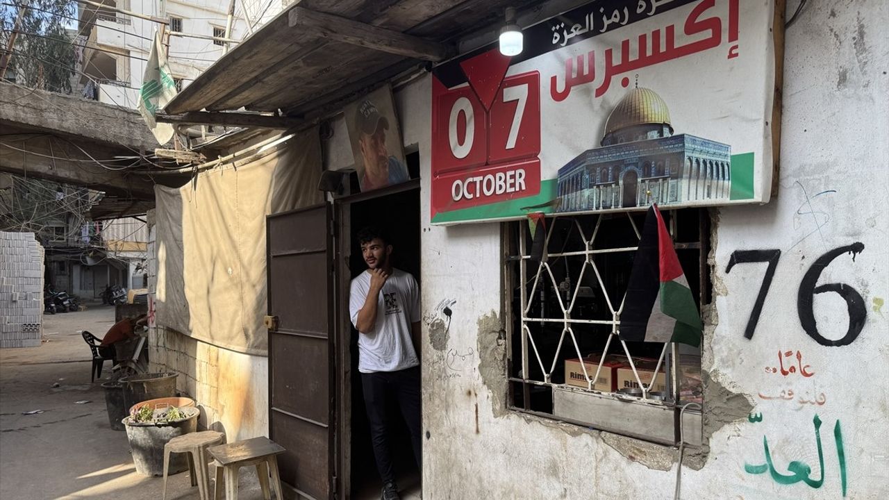 Lübnan'daki Filistinli Mülteciler Silah Teslimine Karşı: Sabra ve Şatilla Korkusu