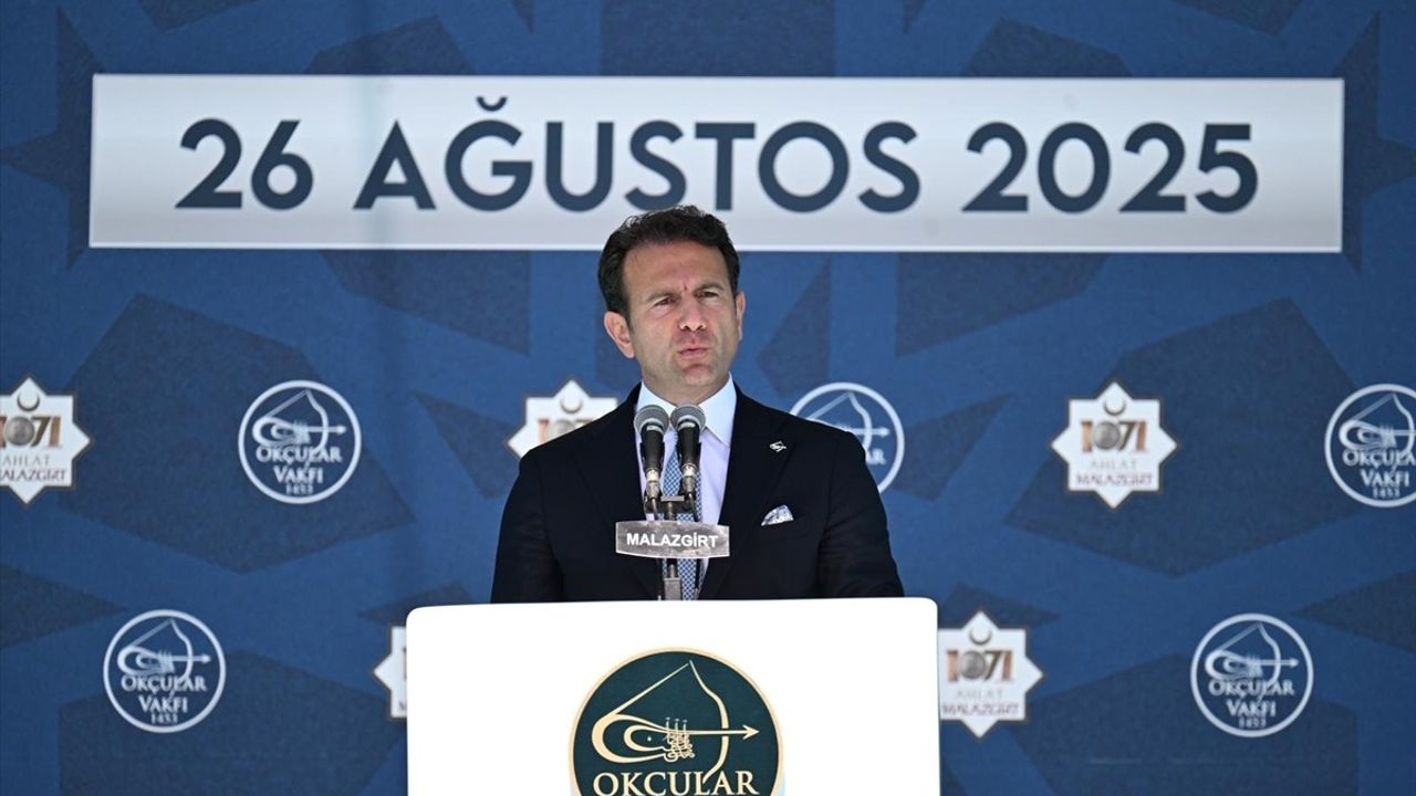 Malazgirt Zaferi'nin 954. yıl dönümü programı ve Okçular Vakfı Başkanı Hüseyin Topbaş'ın mesajları