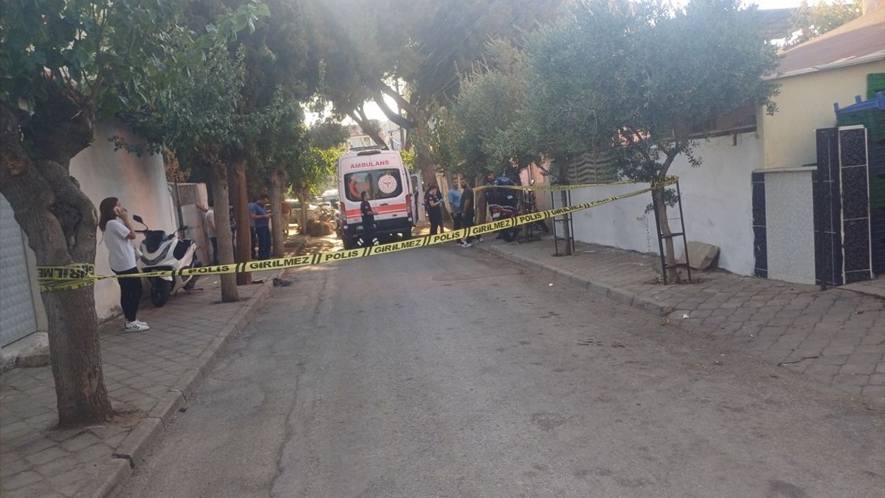 Manisa Salihli'de 16 Yaşındaki Kız Evinde Bıçaklanmış Halde Ölü Bulundu; Akrabası Gözaltında