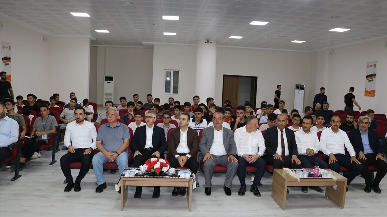 Milli Eğitim Bakan Yardımcısı Nazif Yılmaz Şırnak'ta 'Maziden Atiye Şırnak' Programına Katıldı