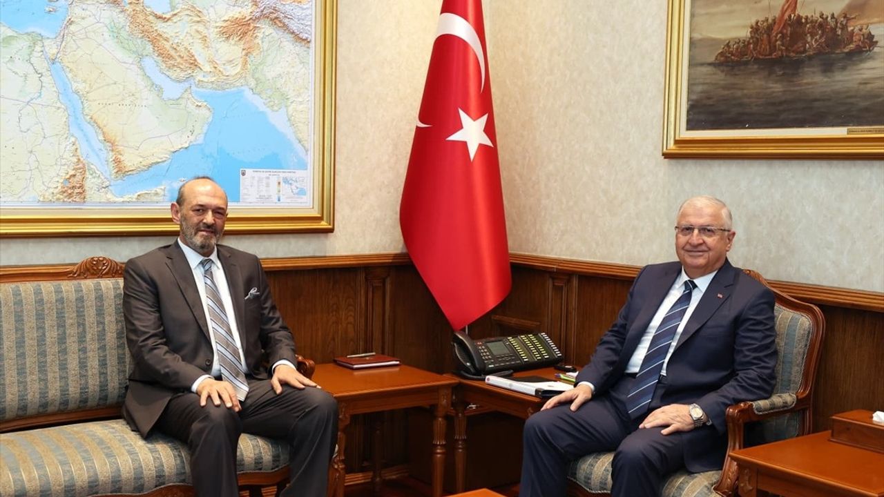 Milli Savunma Bakanı Yaşar Güler, Lübnan Büyükelçisi Ghassan Moallem'i Kabul Etti