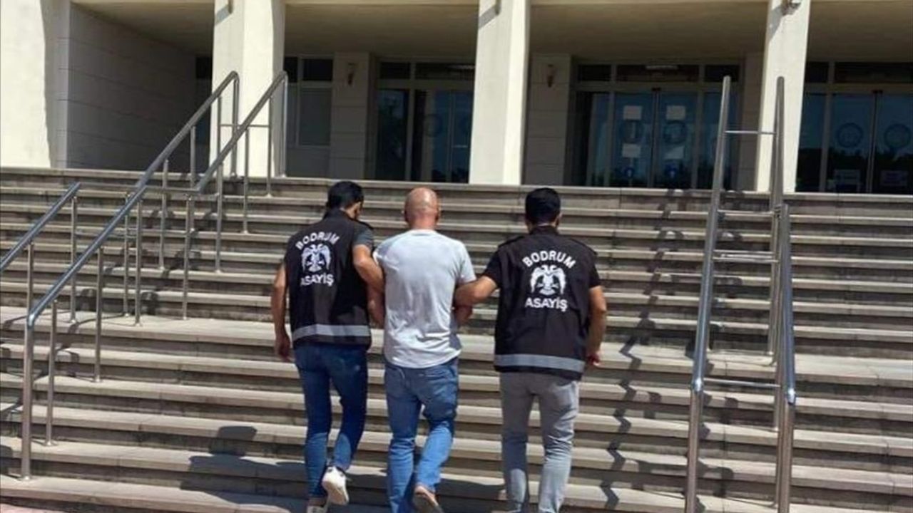 Muğla'da 23 suçtan 19 yıl 5 ay hapis cezası bulunan hükümlü Bodrum'da yakalandı