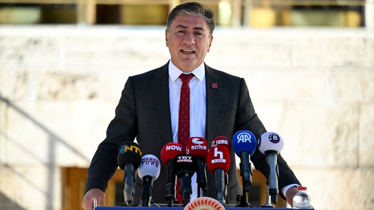 Murat Emir: Milli Dayanışma, Kardeşlik ve Demokrasi Komisyonu'ndan Türkiye için çerçeve beklentisi