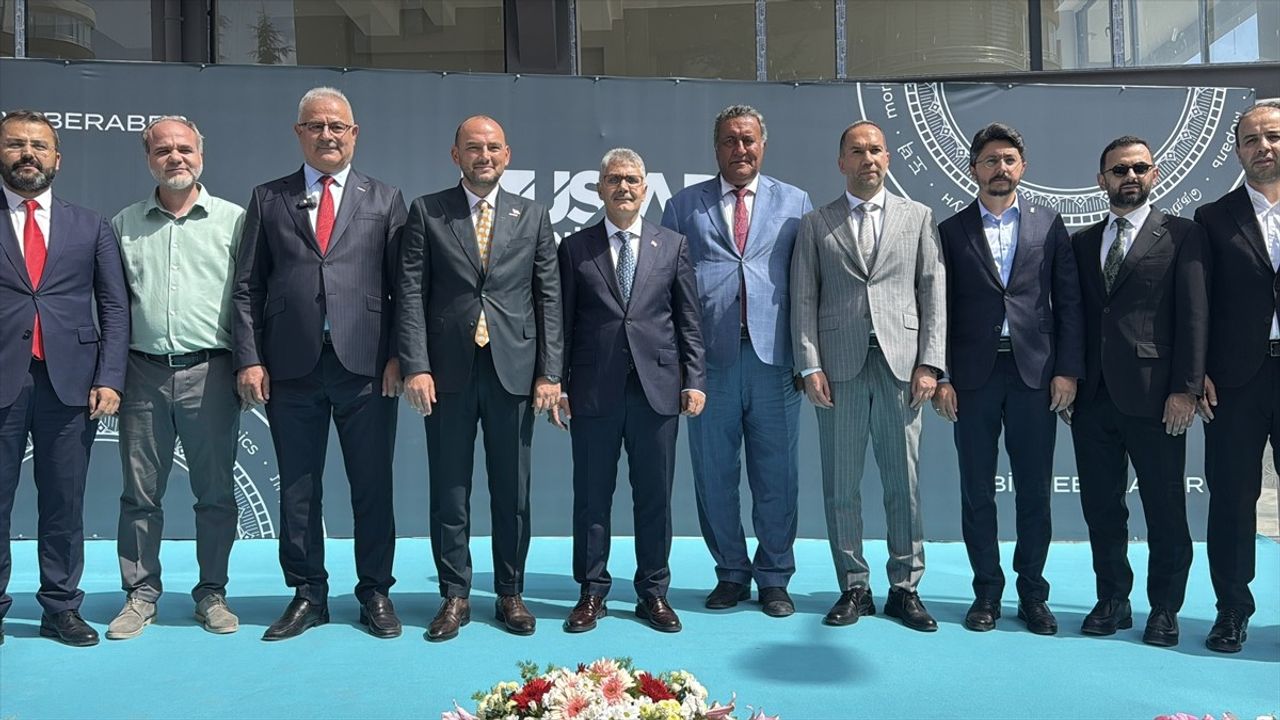 MÜSİAD Başkanı Özdemir: Türkiye 1,3 Trilyon Dolar Ticaret Hacmine Ulaştı, Hedefler Daha Yüksek