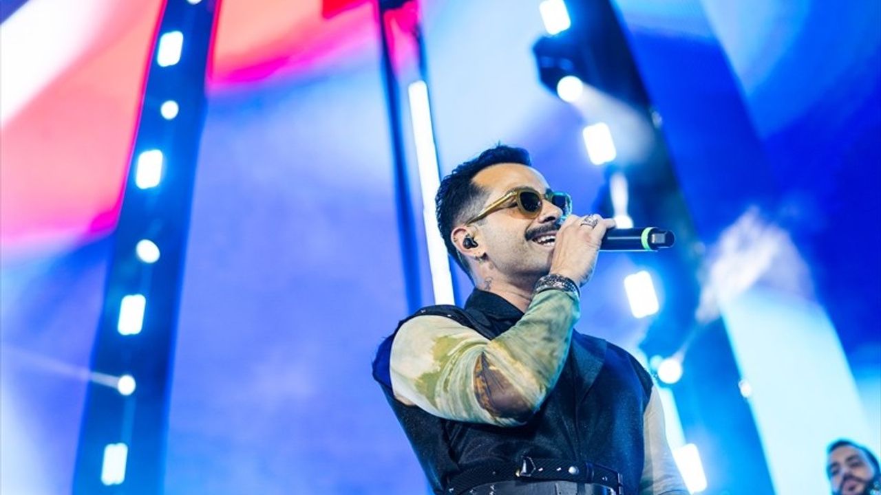 MÜYORBİR 25. Yılını İstanbul Festivali'nde 'Rüya Gibi Bir Gece' Konseriyle Kutladı