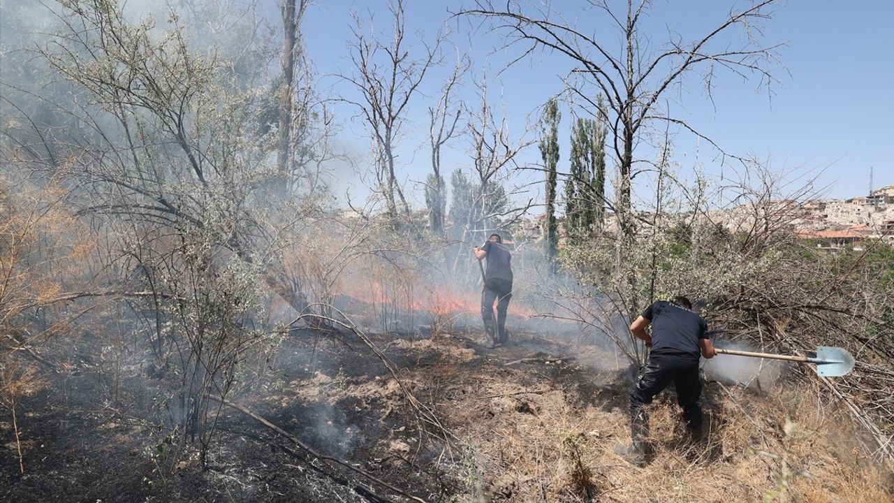 Nevşehir'de Yangın Kontrol Altına Alındı