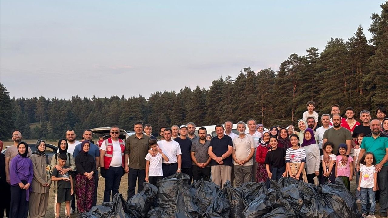 ÖNDER İmam Hatipliler Derneği'nden Türkiye Genelinde Orman Temizliği Seferberliği