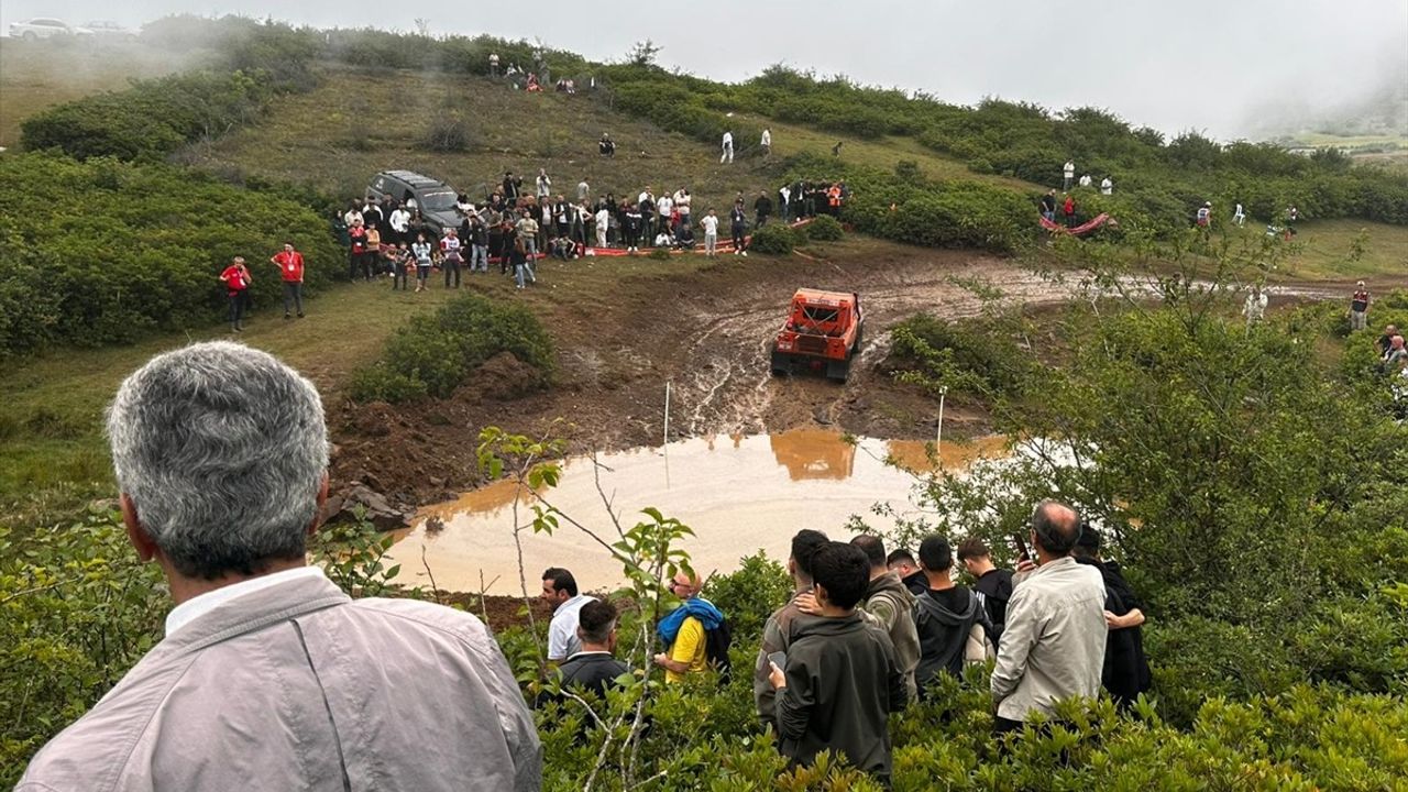 Ordu'da 18. Karadeniz Off-Road Kupası 3. Ayak Yarışı Gerçekleşti