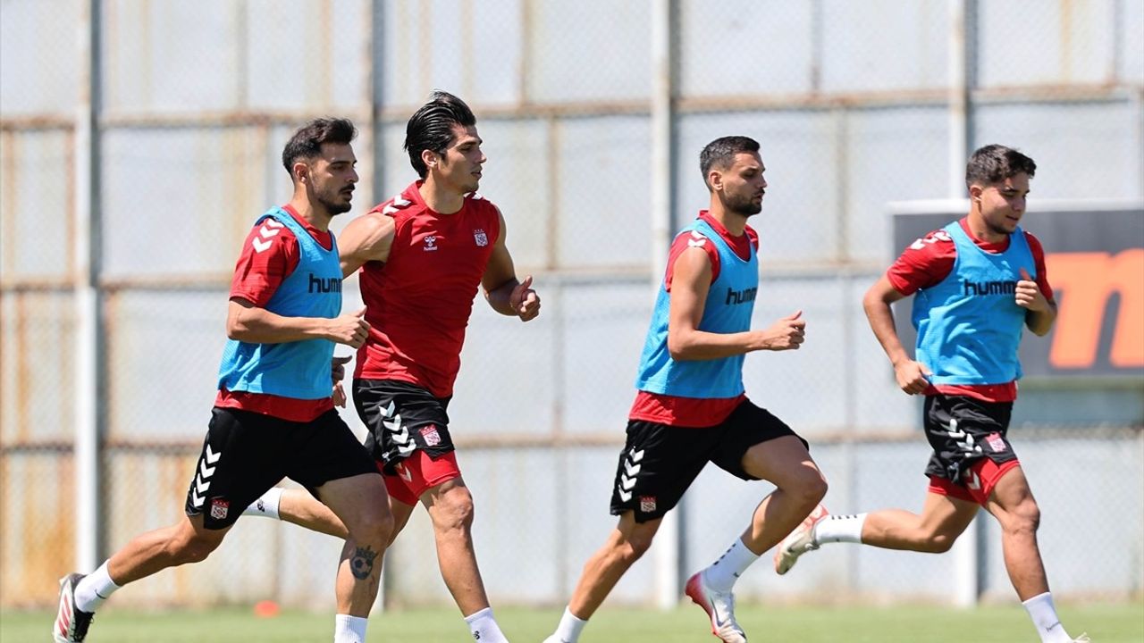 Özbelsan Sivasspor, Amed Sportif Faaliyetler maçı hazırlıklarına başladı — 24 Ağustos'ta Diyarbakır'da