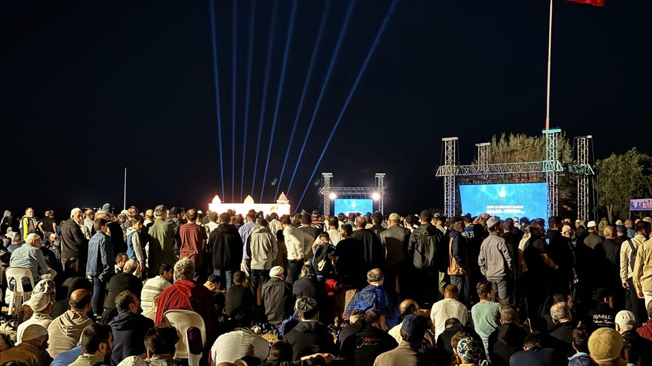 Prof. Dr. Mahmud Esad Coşan Doğum Gününde Çanakkale'de Anıldı