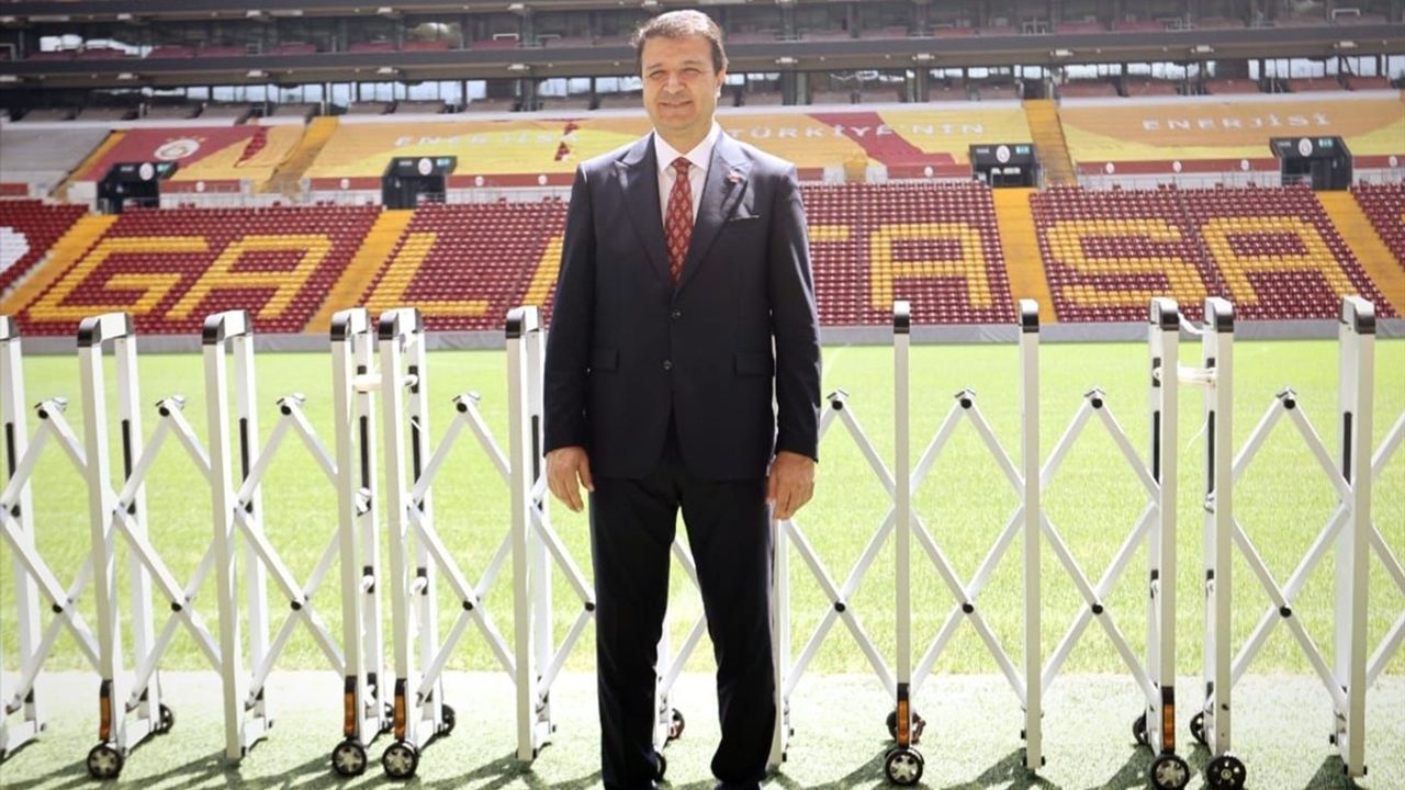 Saadet Partisi Genel Başkanı Arıkan, Galatasaray Başkanı Özbek'i ziyaret etti