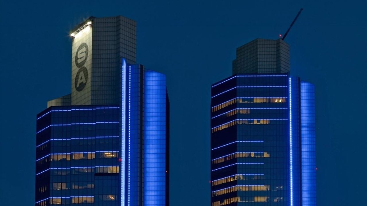 Sabancı Holding'in 2025 ilk yarı kombine gelirleri 714,1 milyar liraya yükseldi