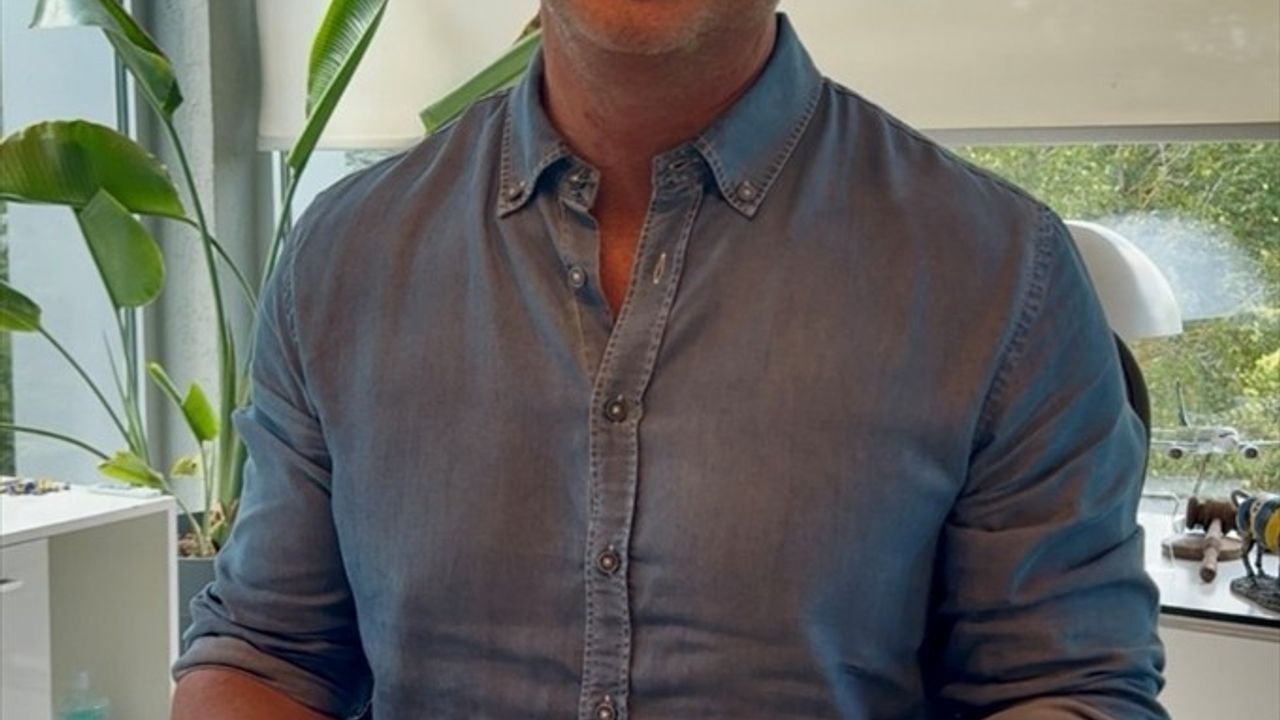 Sadettin Saran 500 imzayı teslim etti: Fenerbahçe başkan adaylığı resmen başladı