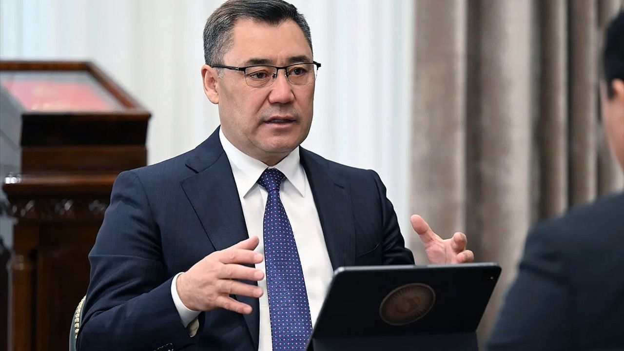 Sadır Caparov: ABD ve İngiltere’nin Kırgız bankalarına yönelik yaptırımları 'kanıtsız adım'