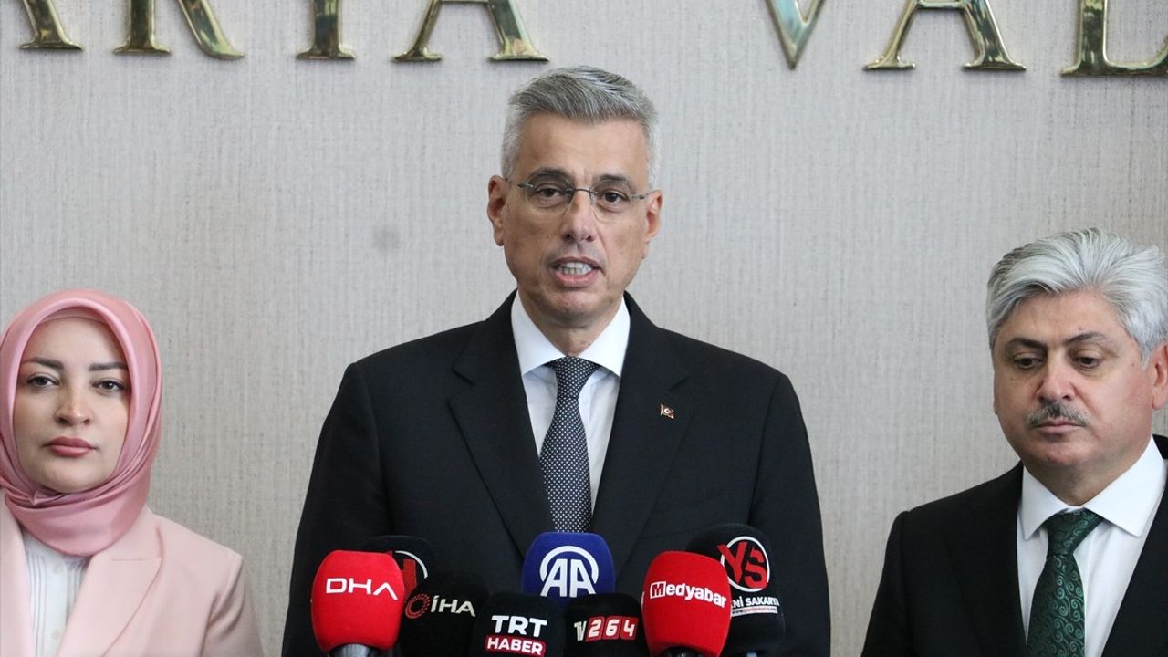 Sağlık Bakanı Kemal Memişoğlu Sakarya'da: 'Tüm Çocuklar Bizim İçin Aynı'