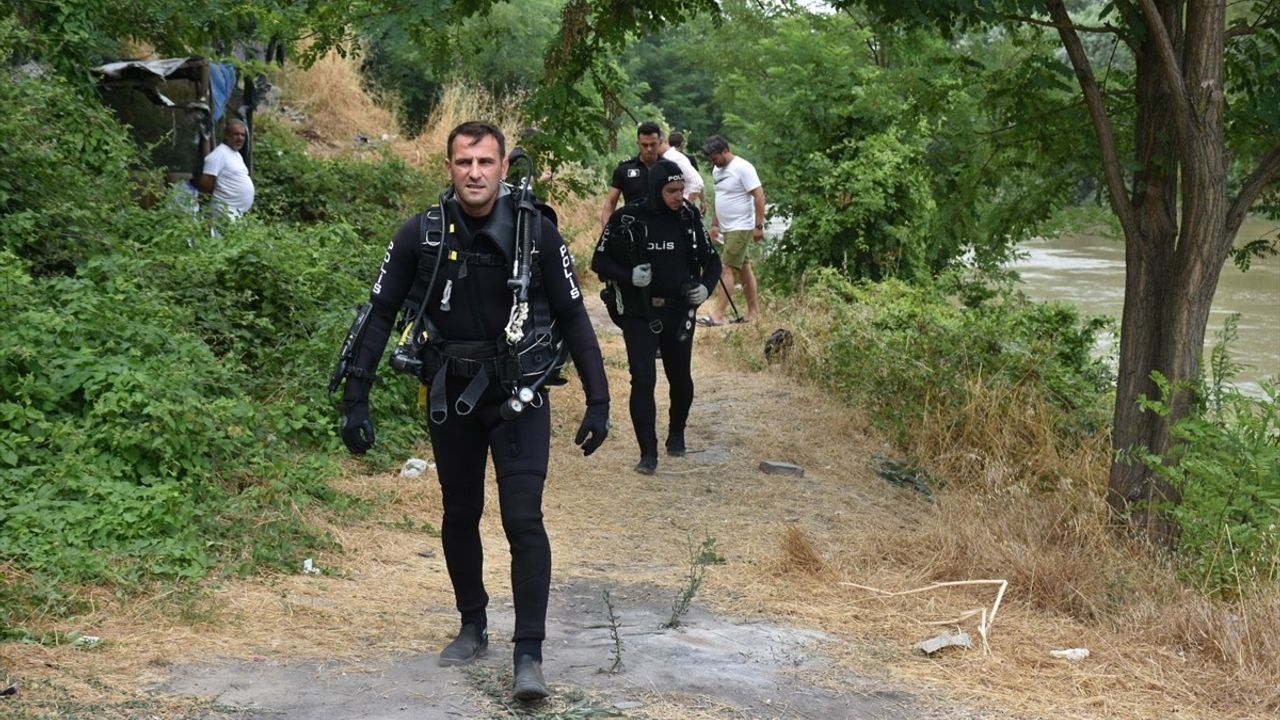 Sakarya Nehri'nde Kaybolan Genç G.S.'nin Cesedine Ulaşıldı