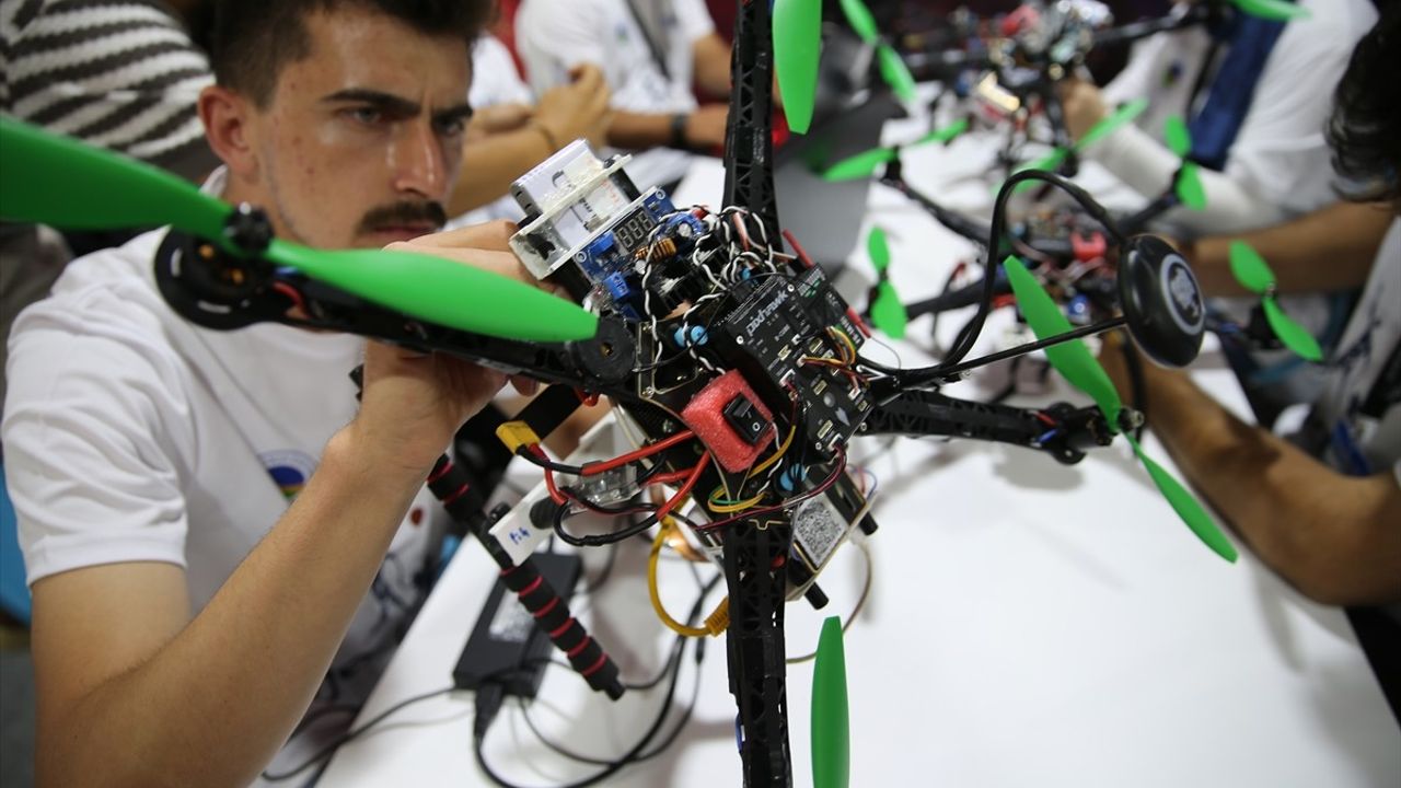 Sakarya, TEKNOFEST Sürü İHA Yarışması'na Ev Sahipliği Yapıyor