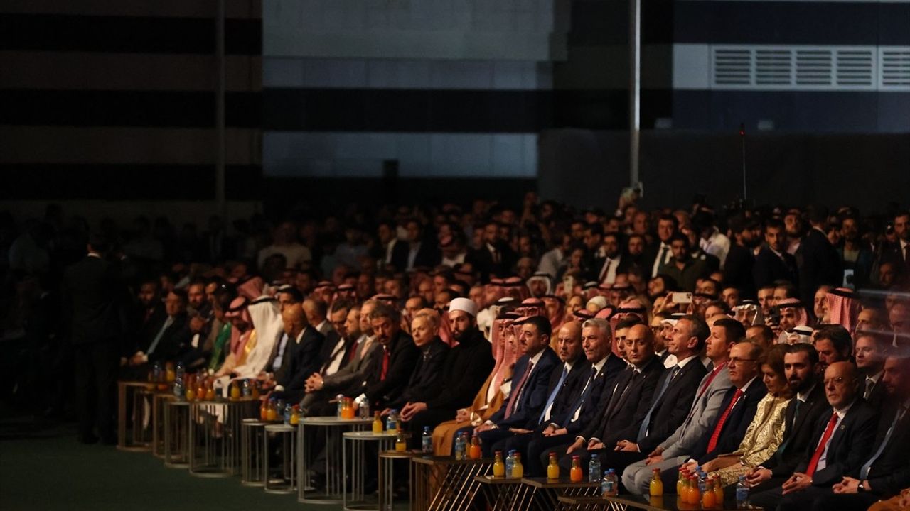 Şam'da 62. Uluslararası Şam Fuarı açıldı: Ahmed Şara, Ömer Bolat ve Abdullah El-Dubeyhi konuştu