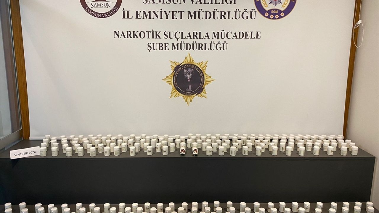 Samsun'da Sentetik Ecza Hapı Operasyonu: 16 Bin 800 Hap Ele Geçirildi