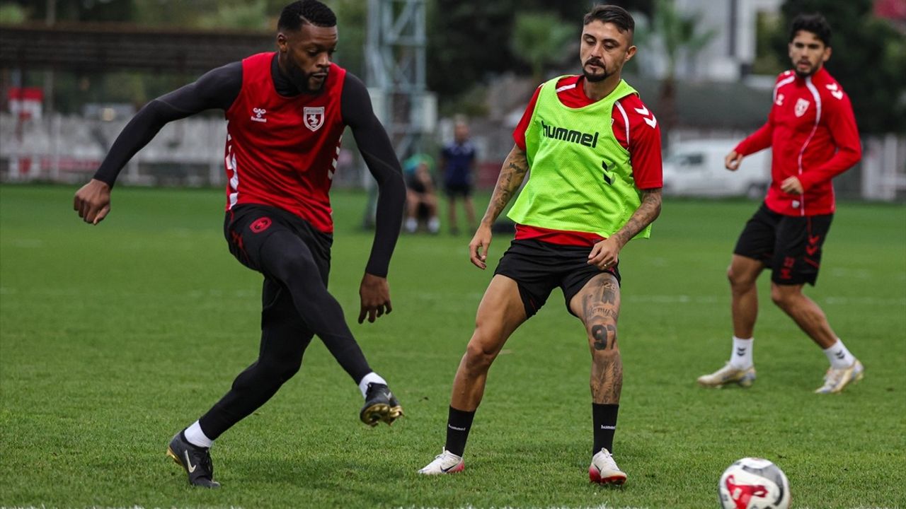 Samsunspor, UEFA Avrupa Ligi Play-Off rövanşı öncesi Panathinaikos hazırlıklarına başladı