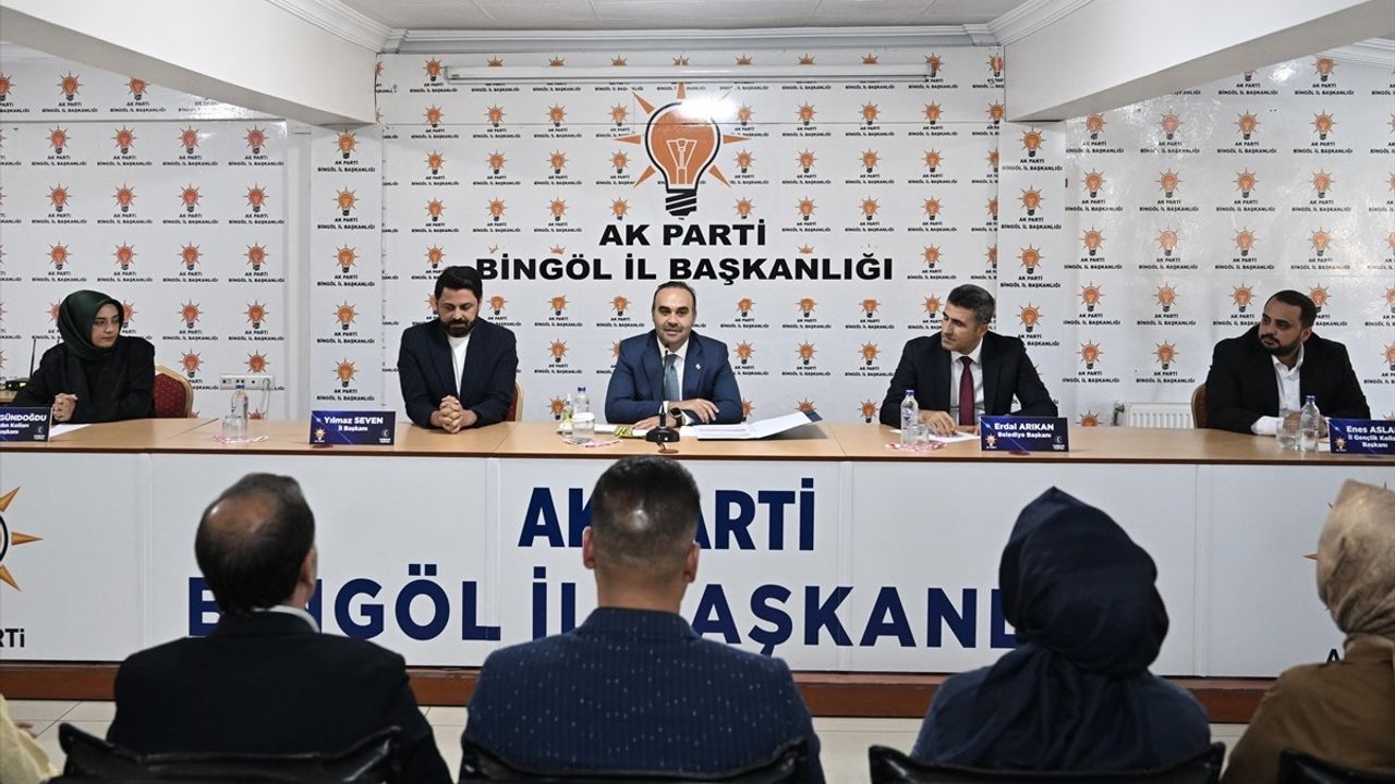 Sanayi ve Teknoloji Bakanı Kacır, Bingöl'deki Ziyaretlerinde Gündemi Değerlendirdi