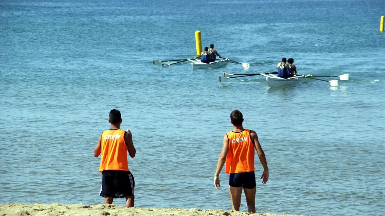 Sinop'ta Deniz Küreği Türkiye Şampiyonası Sahil Sürat Yarışları sona erdi