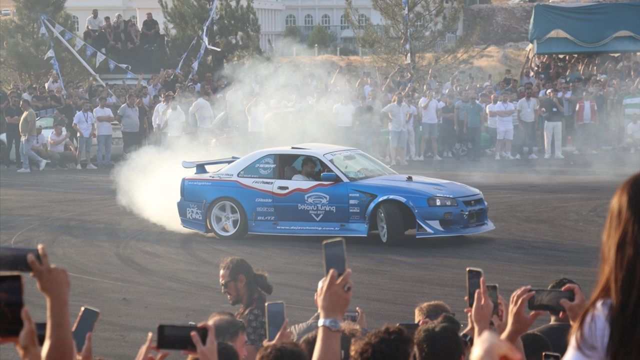Sivas'ta Drift Tutkunları İçin Özel Pist Açıldı