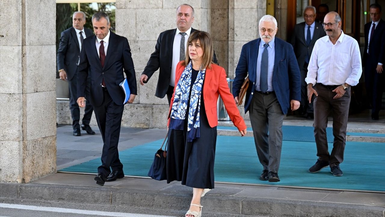 TBMM'de Milli Dayanışma, Kardeşlik ve Demokrasi Komisyonu toplandı: 'Terörsüz Türkiye' ve Türkiye modeline vurgu