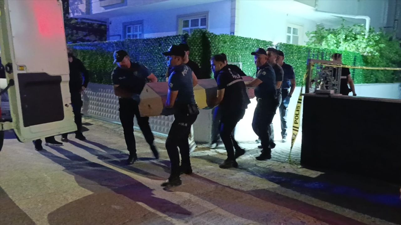 Tekirdağ Çerkezköy'de 4. kattan düşen 32 yaşındaki kişi yaşamını yitirdi