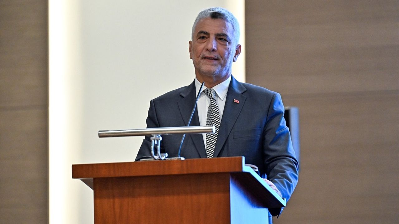 Ticaret Bakanı Bolat, Türkiye-Senegal İş Forumu'nda İlişkilerin Gelişimini Vurguladı