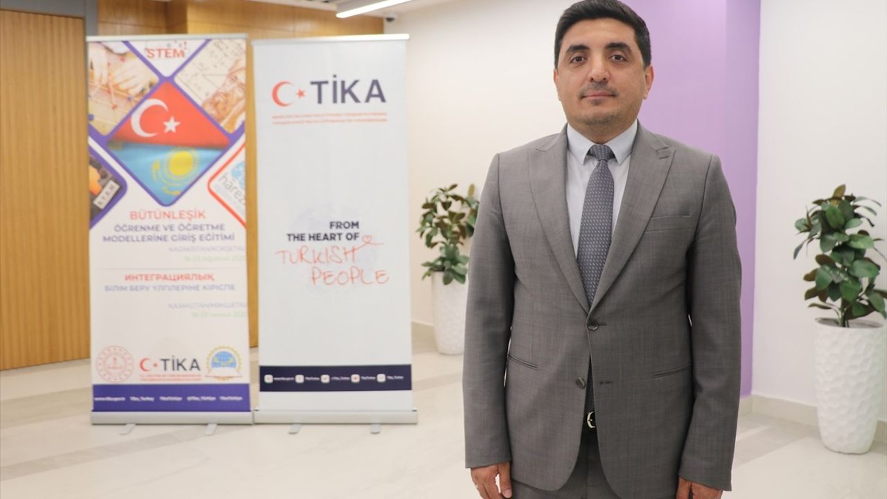 TİKA, Kökşetau'da 120 öğretmene Bütünleşik Öğrenme ve Öğretme (STEM) eğitimi verdi