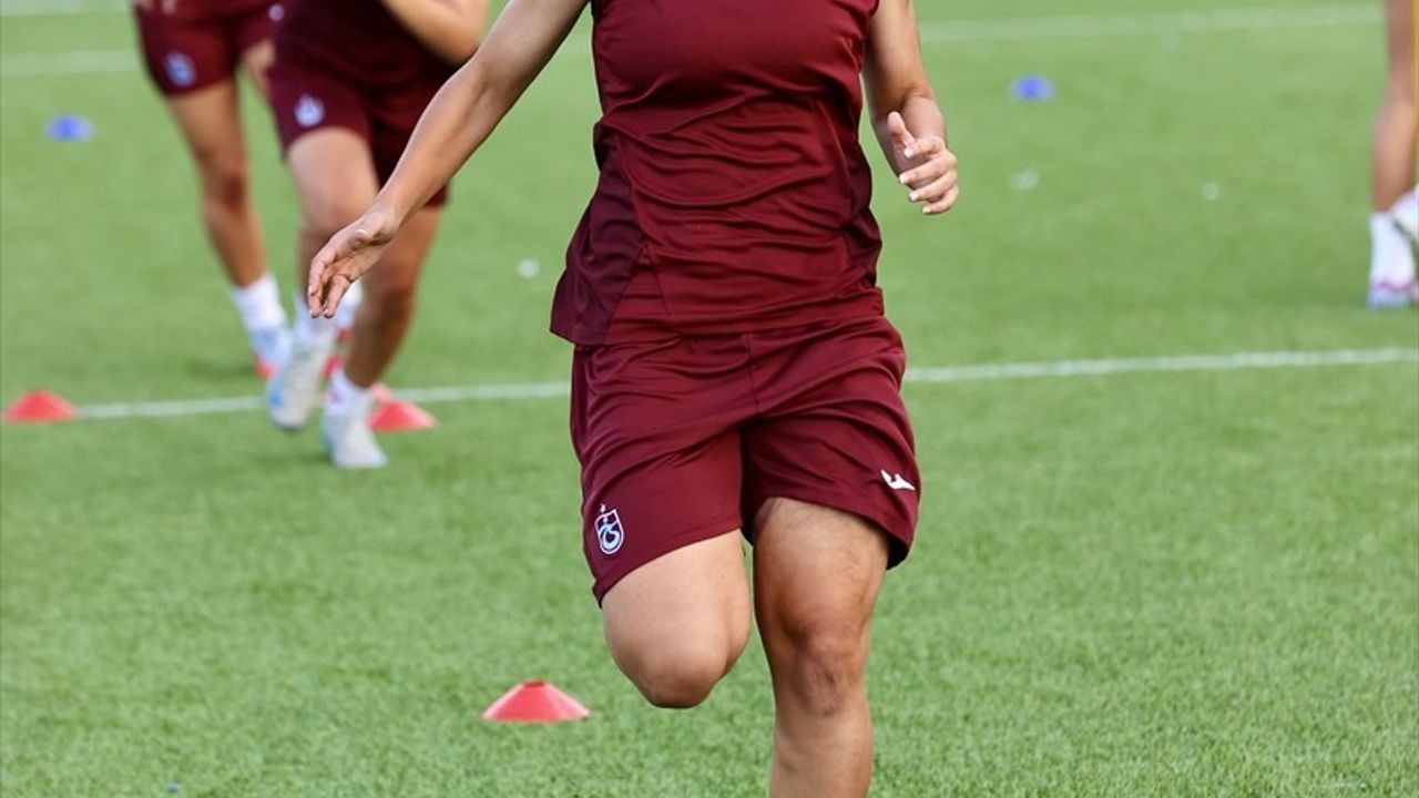 Trabzonspor Kadın Futbol Takımı yeni sezona şampiyonluk hedefiyle hazırlanıyor