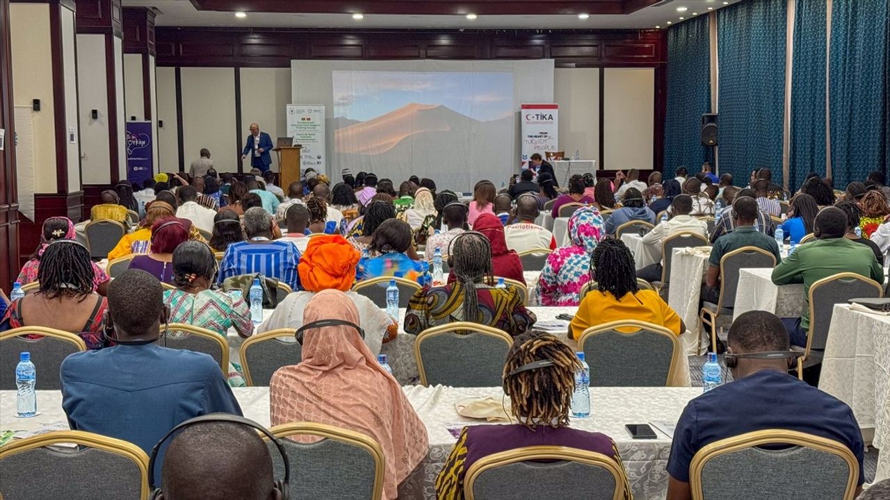 Türk Doktorlar Burkina Faso'da Yoğun Bakım Eğitimi Verdi