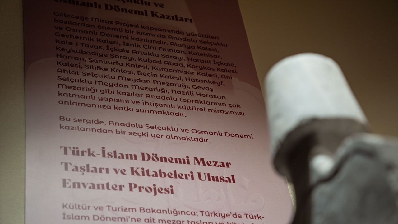 Türk-İslam Dönemi Mezar Taşları Dijital Hafızaya Taşınıyor
