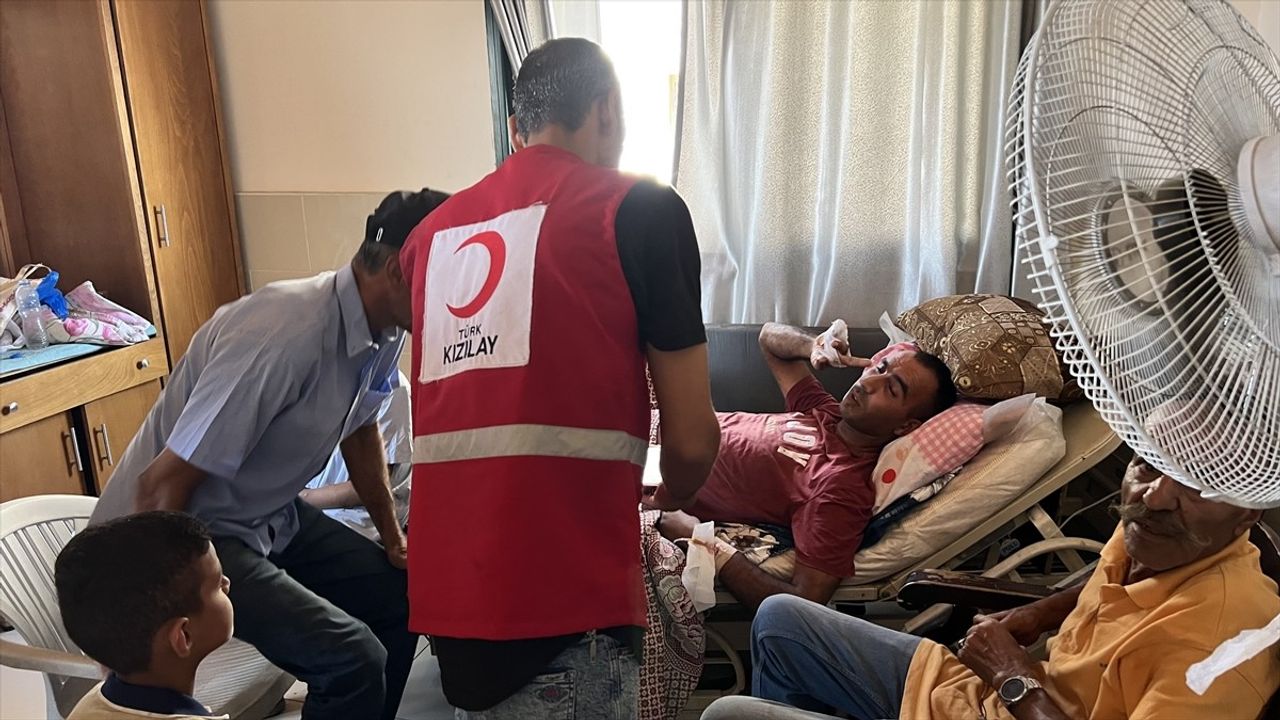 Türk Kızılay, Gazze'deki El Kudüs Hastanesi'ne Her Gün 600 Kişilik Sıcak Yemek Ulaştırıyor