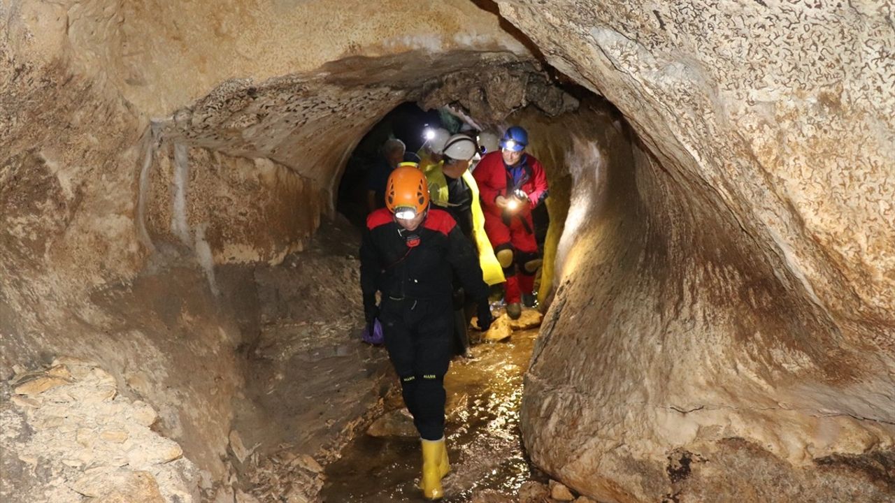 Ünye'de 2 milyar yıllık Yazkonağı Mağarası turizme kazandırılacak